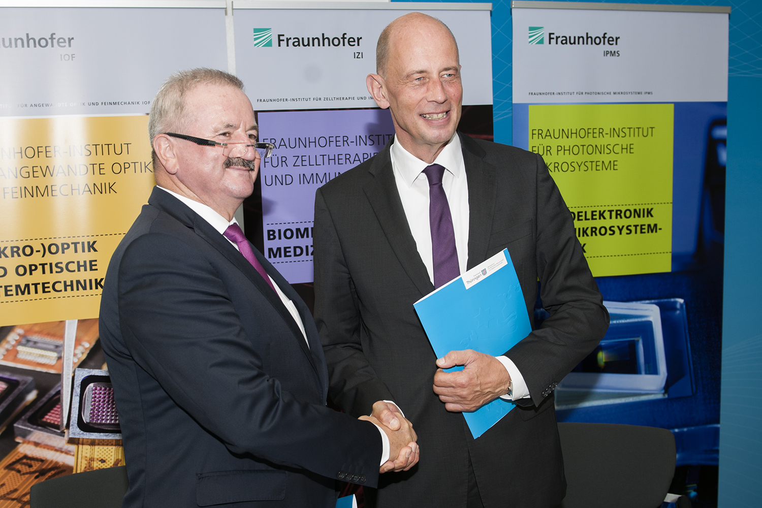 Fraunhofer-Präsident Prof. Reimund Neugebauer und Thüringens Wirtschaftsminister Wolfgang Tiefensee.