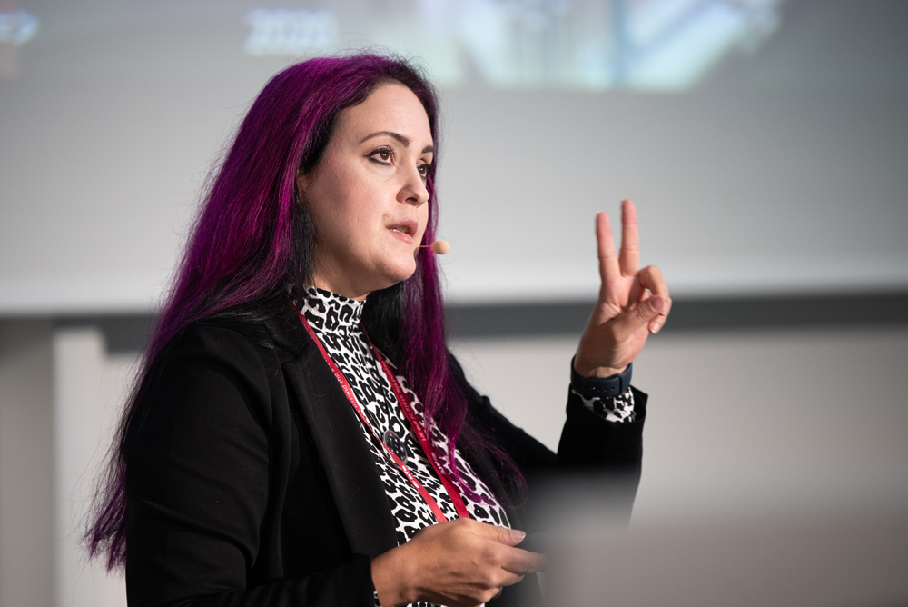 Prof. Dr. Michèle Heurs spricht in ihrer Keynote.