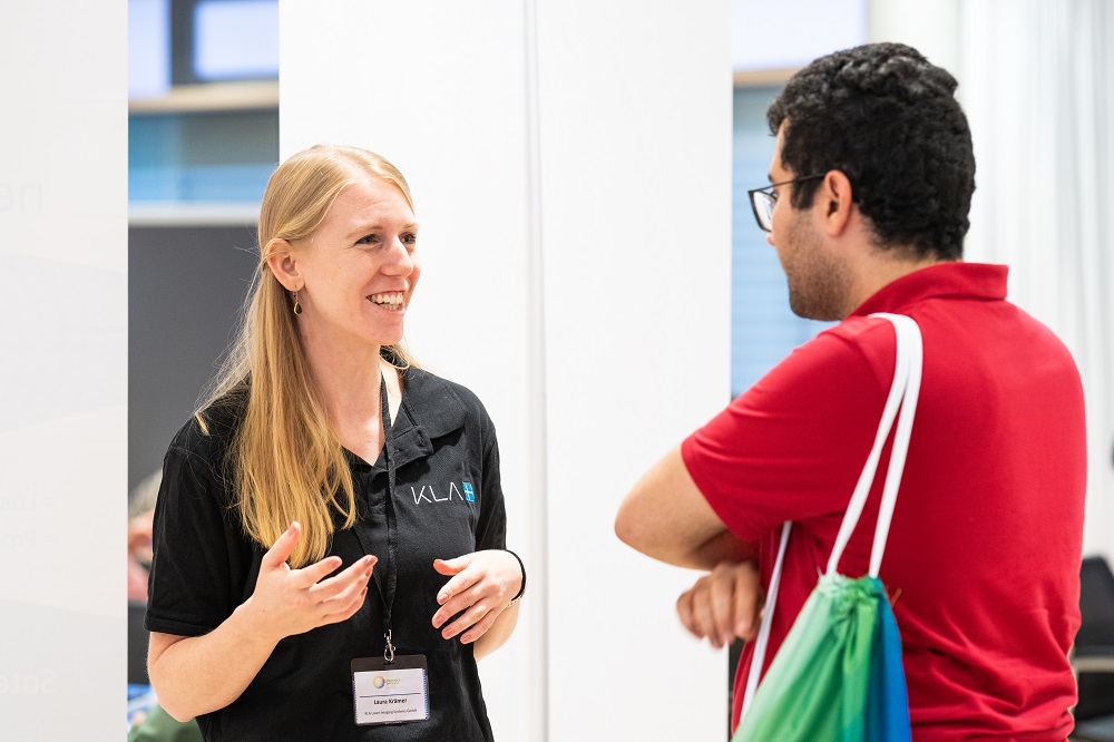 Wie immer boten die Photonics Days Jena die Möglichkeit zur Vernetzung zwischen Studierenden und Industrie.