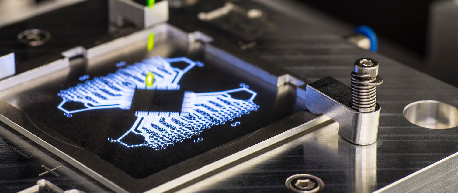 Ultrashort laser pulses are shown to cut or drill a small surface.