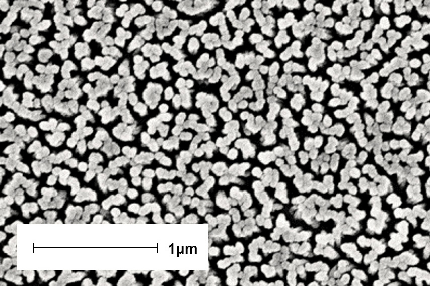 Stabilized surface covered with silica.