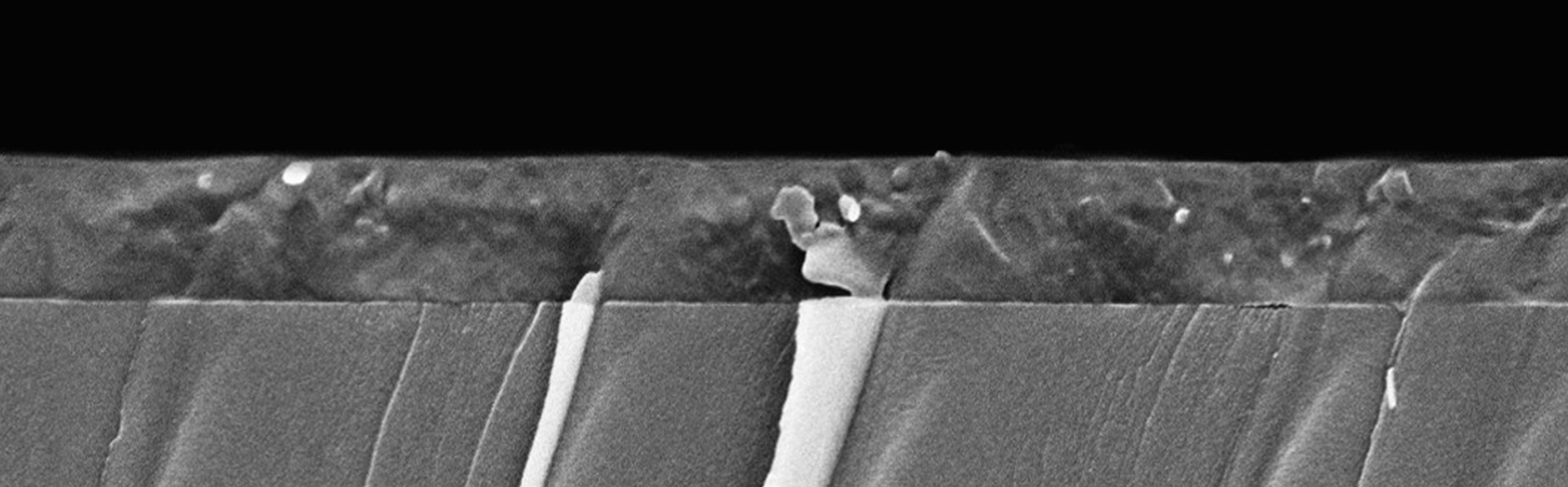 The homogeneous layers of thermal evaporated cellulose-acetate show very good hydrophilic properties.