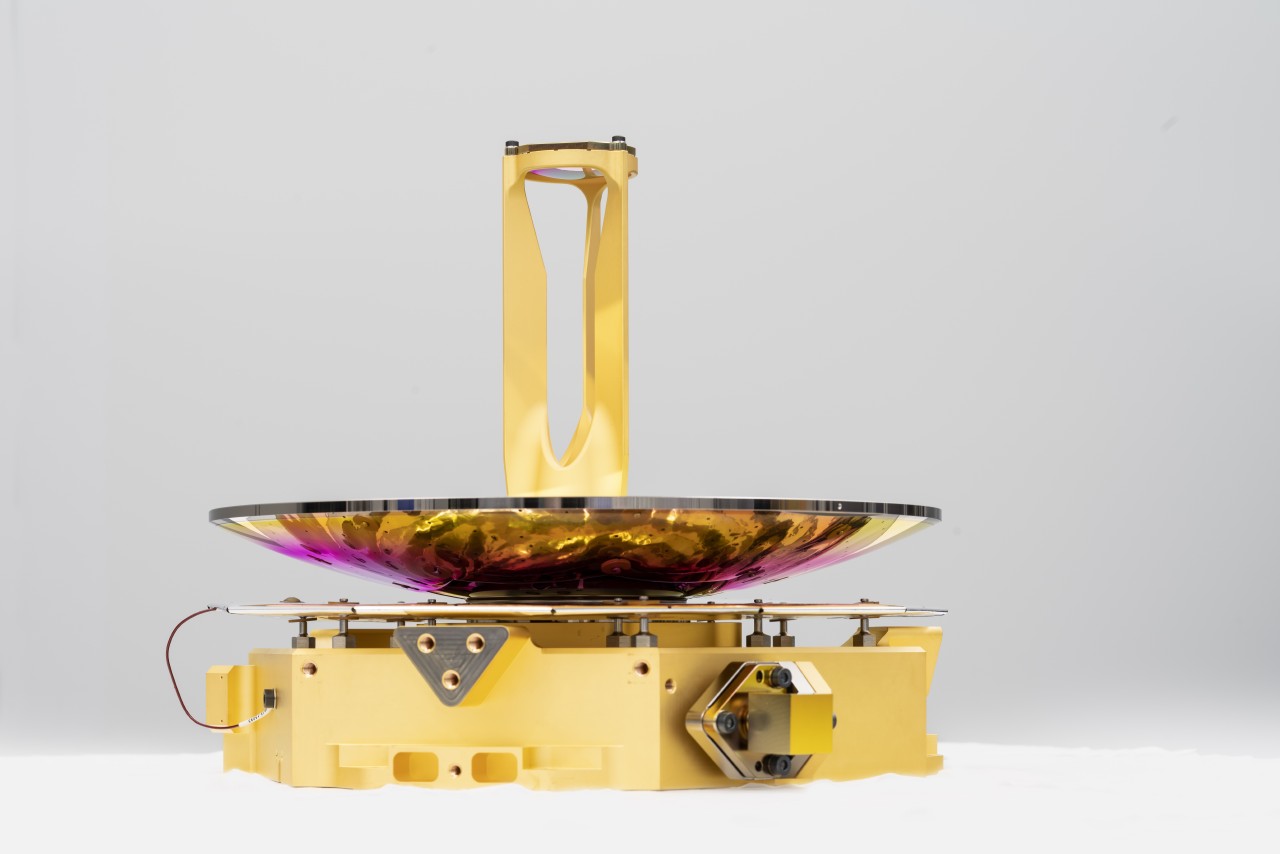 The mirror telescope for the GALA laser altimeter was developed by researchers at the Fraunhofer Institute for Applied Optics and Precision Engineering IOF for the JUICE space mission.