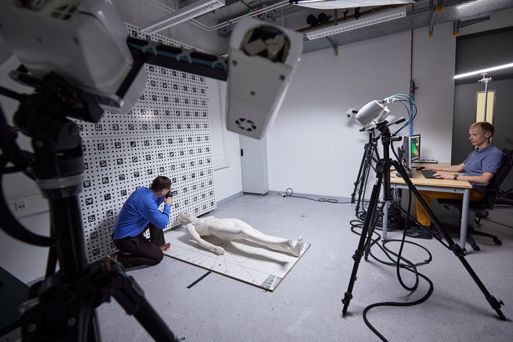 Quality control during measurements in the laboratory.