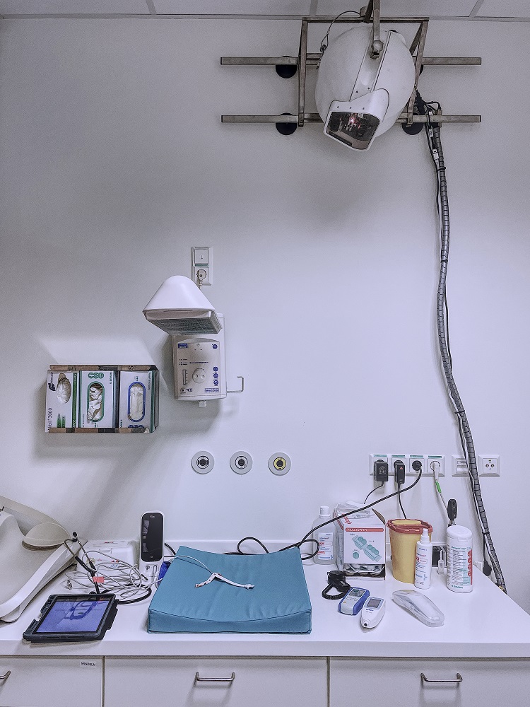 The NeoVital sensor monitors the vital parameters of infants. Shown here in action at the  Clinic for Pediatrics and Adolescent of the University Hospital Jena.