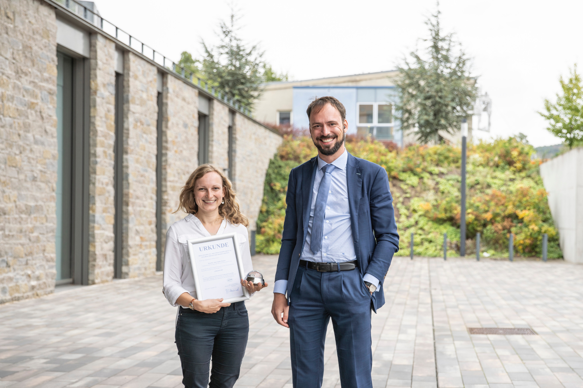 Dr. Anne-Sophie Munser and Dr. Raoul Christoph 